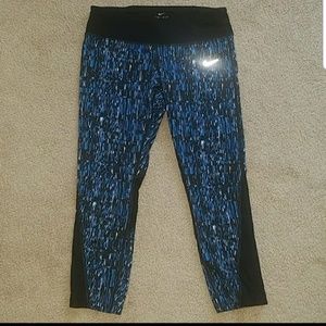 Size Medium Nike workout pants